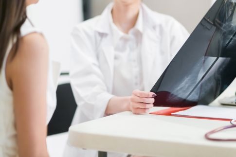 Qu'est ce que la mammographie et comment ça marche ? Voir la vidéo
